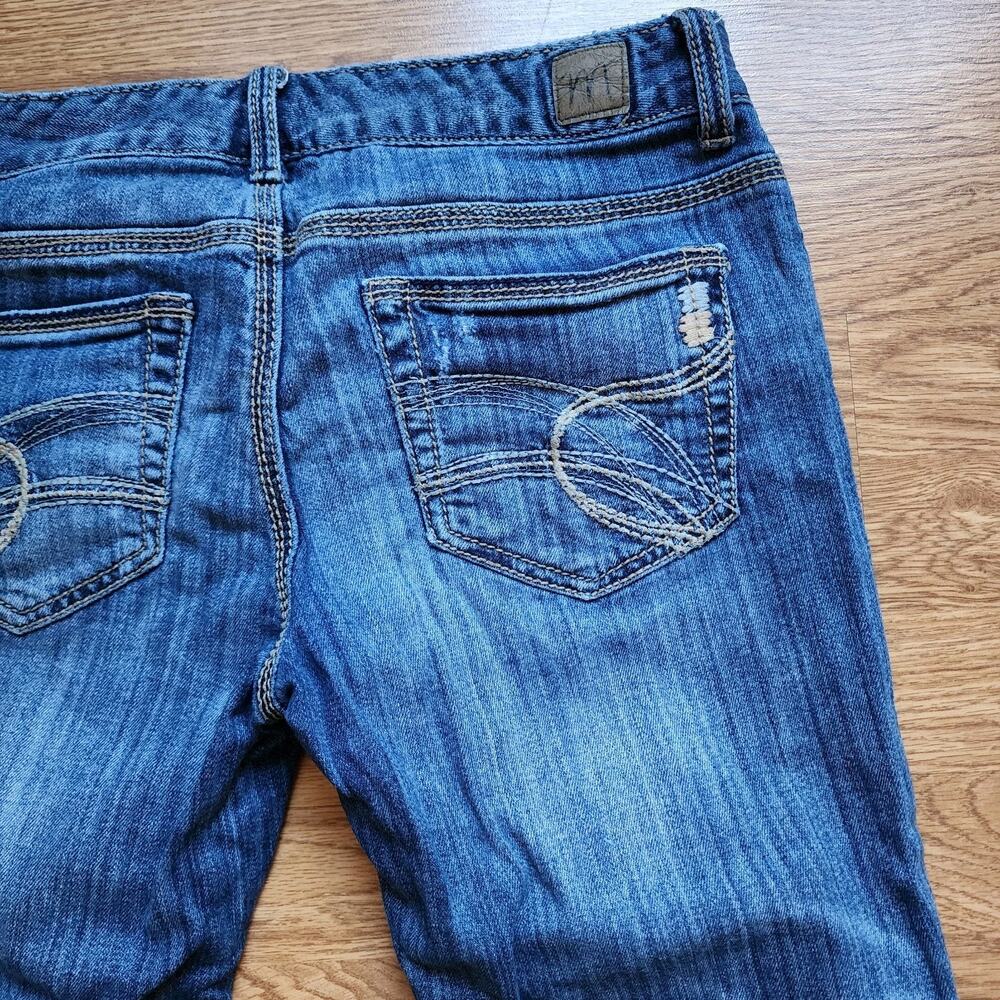 Madison Denim Co Capri Jeans Womens Size 7/8 Stretch Distressed Cuff Embroidered - Picture 8 of 14